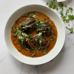 Bagare Baigan (Guti Vankaya) (V,GF)