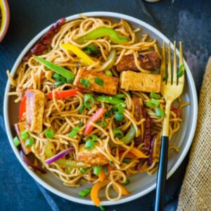 Tofu-Veg hakka Noodles (16oz)